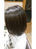 ハイライト×ミディアムボブ