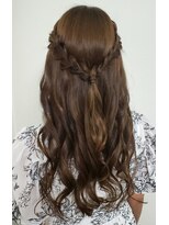 セット バイ エムビューティー(Set by M.beauty)&nbsp;ハーフアップ