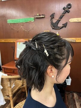 アイズ 新神戸(Ai's) ハーフアップ