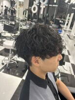 オーシャントーキョー(OCEAN TOKYO)&nbsp;メンズパーマツイスパ波巻きスパイラルマッシュセンターパート