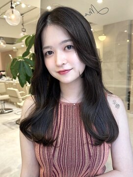 ミズチャーム(Ms.CHARM) 『韓国ヨシンモリ』艶グレージュ/前髪カタログ/こなれミディ