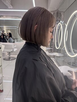 ガガ 心斎橋(GAGA) 韓国/ハイトーンカラー/ワンホンヘア/レイヤーカット/髪質改善
