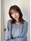 柔らかミディヘア
