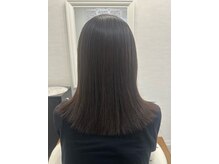 サロンドウイ(salon de OUI)