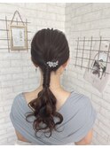 タイトポニーテール