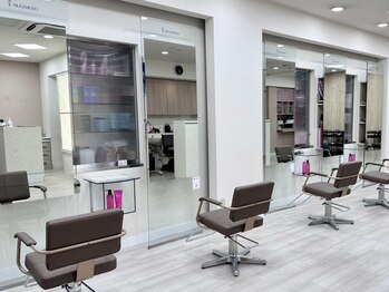 スギモト 上尾店(SUGIMOTO)の写真/上尾駅徒歩2分☆通いやすい立地&少人数でリラックスできる空間&キレイになれる癒し時間を提供♪[上尾]