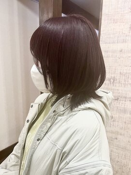 ララ(LALA) ボルドーウルフカット