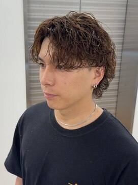 ビカム 名駅(become) 【縦落ちコンマバング×ミニウルフ】センターパート名古屋パーマ