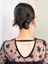 ロイオブジゼル(roi of GiseL)&nbsp;ヘアアレンジ カチモリ お団子 結婚式 お呼ばれ ヘアセット