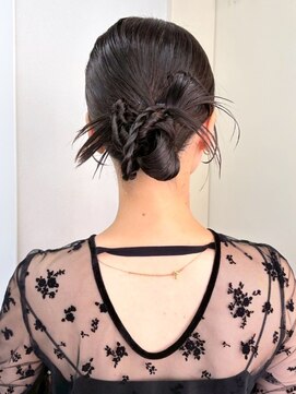 ヘアアレンジ カチモリ お団子 結婚式 お呼ばれ ヘアセット