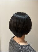 ショートボブ