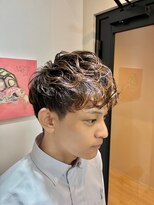 エミー(aimee) メンズパーマ|無造作ウェーブ