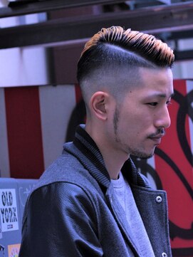 ガズル ハラジュク(GUZZLE HARAJUKU) 刈り上げセミウエットパートツーブロックスタイル