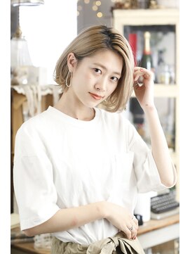 キミ(kimi) 【kimi自由が丘】ベージュカラー×デザインカラー×ケアブリーチ