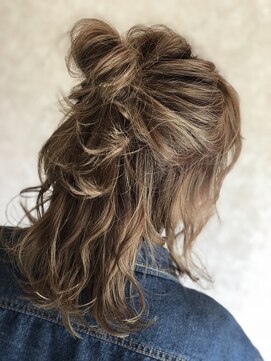 マリーナヘアー(marina hair) 【marina】 ゆるふわハーフアップお団子アレンジ