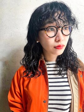 ローランド(Rowland) パーマスタイル！ミディアム！アッシュブラック