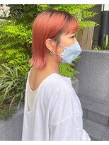 アルティナ(artina)&nbsp;暖色系カラー_オレンジカラー_ぶつ切りボブ_眉上バング_オン眉1