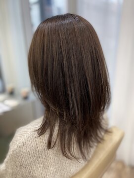 プラグ(Plug) ミディアムロングレイヤー