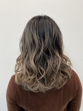 イース バイ アンブルリュクス 北千住(Ease by amble luxe) エアタッチベージュ系