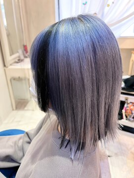 ナンバー ユアイロ 川崎(N° uairo) 【末安】インナーカラーブラックハイトーン/川崎駅西口徒歩4分