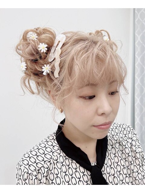 お団子ツインのヘアセット