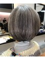 ピエスヘア(PIE'CE HAIR) 白髪をベースにベージュ系でハイライト