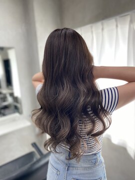 アルマバイロサ(ALMA by ROSA) ダークグレージュ/担当:【ギャル仙人】RENTA