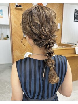 ピニャ(PiiNYA) 結婚式お呼ばれヘアアレンジ♪