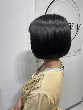 アイビー(ivy) ナチュラル ミニボブ＊ブルーブラックカラー20代30代40代