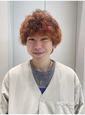 オレンジベージュ デザインカラー コントラスト メンズパーマ