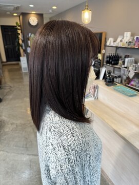 スアバイキキ(SuA by kiki.) レイヤーボブ/外ハネボブ/大人ショート/ニュアンスカラー[千葉]