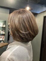 アリーマーケットリル(ALLEY MARKET lil)&nbsp;ベージュハイライトカラー/脱白髪染め/Aujua