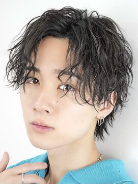 オーシャントーキョー 心斎橋(OCEAN TOKYO WEST) ツイストスパイラルパーマ波巻きパーマセンターパートウルフ