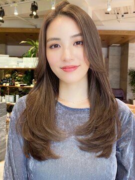 グランド(GRAND) ロングレイヤー/顔まわりレイヤー/まろやかベージュ【古岡】