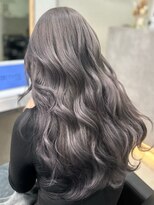 ラピス 福岡天神店(Lapis)&nbsp;グレーシルバー/ダークトーン/ブリーチカラー/レイヤーカット