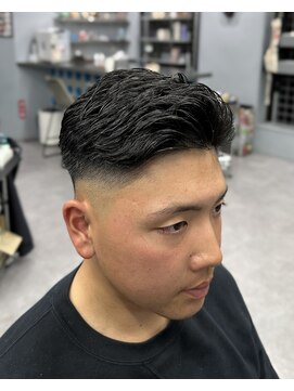 アイコン ブルー メンズ(I-CON #blue MEN'S) サイドパート×スキンフェード【池袋フェード】