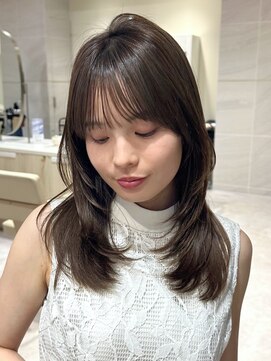 ミズチャーム(Ms.CHARM) レイヤーカット/オリーブグレージュ/縮毛矯正/コスメストレート