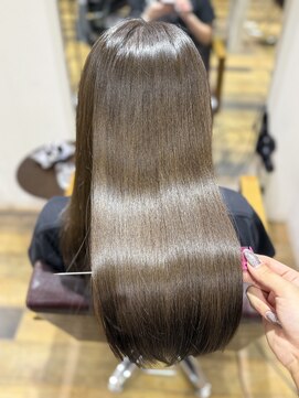 ヴィフクローネ(vifkrone) 【アッシュベージュ】