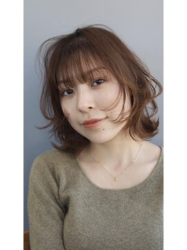 アンバースデー(UNBIRTHDAY) レイヤーカット/顔まわりレイヤー