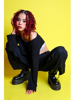 ゴーゴーヘアー(GOGO HAIR)の写真/【アメ村】他サロンでは難しい個性的なスタイル/ブレイズ/ドレッド等の特殊スタイルもお任せください！