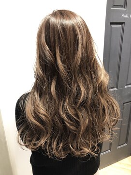 ジュイール(Jouir) フォギーベージュ