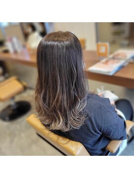 エイクス ヘア デザイン×美髪クリニック 千葉(AQs hair design) カーキアッシュ(ハイライト有)