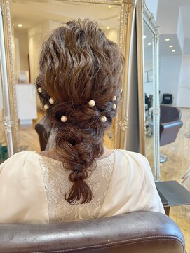 ルッツ(Lutz. hair design) hair arrange【千代田彩夏】