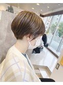 刈り上げショートマッシュ/グレージュ