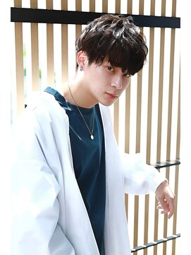 クシュ 所沢西口プロぺ通り(kusyu... ) 束感波巻きハイライトマッシュパーマウルフフレンチカジュアル