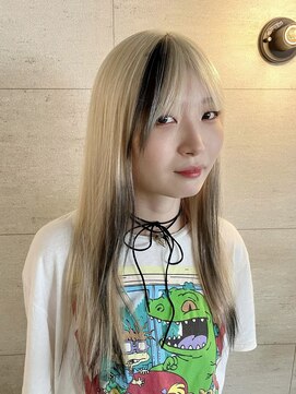 コワファーストナガサキシャンプーボーイ(COIFF1RST NAGASAKI SHAMPOO BOY) ホワイトブロンド×ブラック