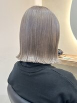 ヒビヲ(HIBIO) ショートボブ切りっぱなしボブタッセルボブ長めボブダブルカラー