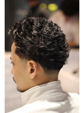 キングスマン トーキョー 国分寺(KINGSMAN TOKYO) ピンパーマ