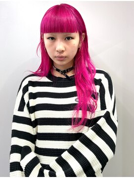 ヌーヴ(Nu:v) ピンクヘアー