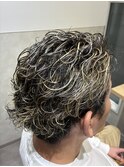 ハイライト・パーマスタイル